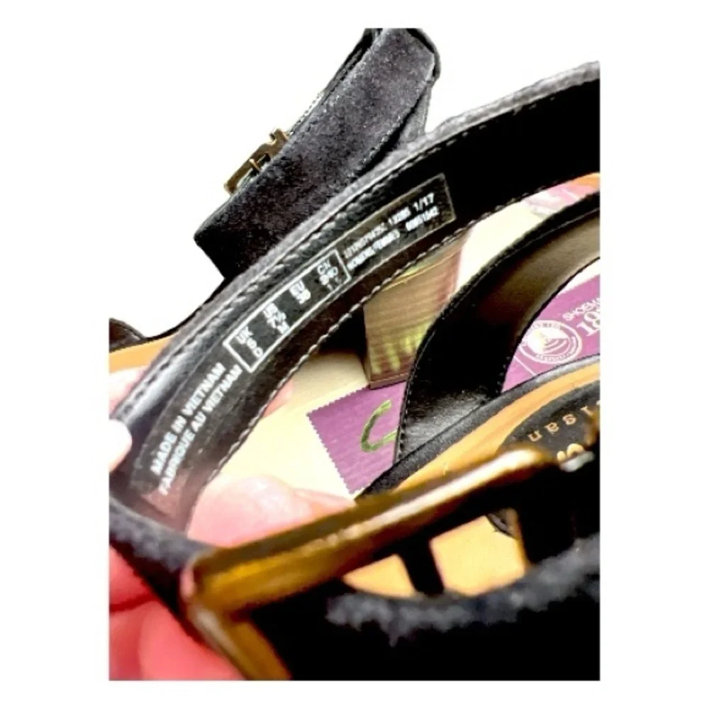 Womens Clarks Artisan Ralene Black Suede Ankle Strap Block Heel Sandals Size 7.5